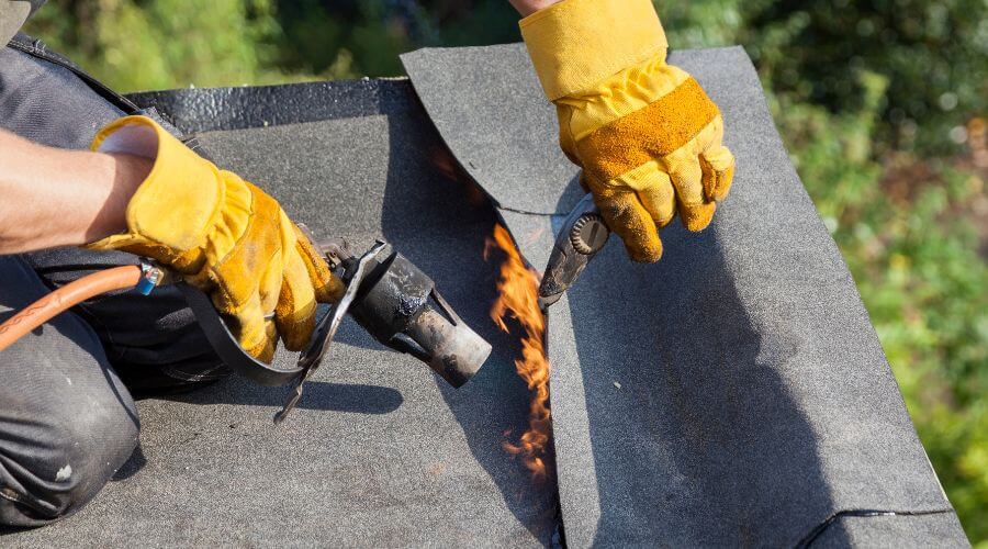 Professional gutter cleaning in Avondale, WV